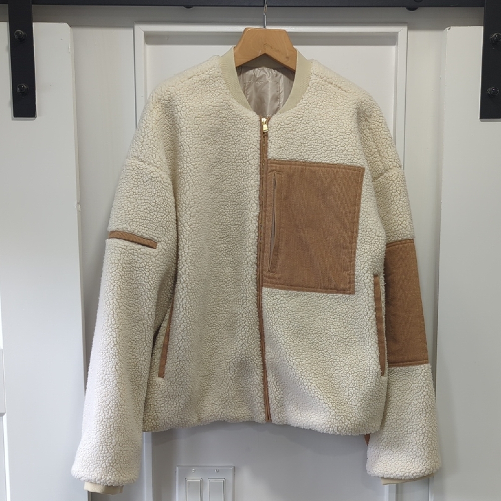 Cream Sherpa Jacket with Tan Corduroy Accents Unbranded Size Medium